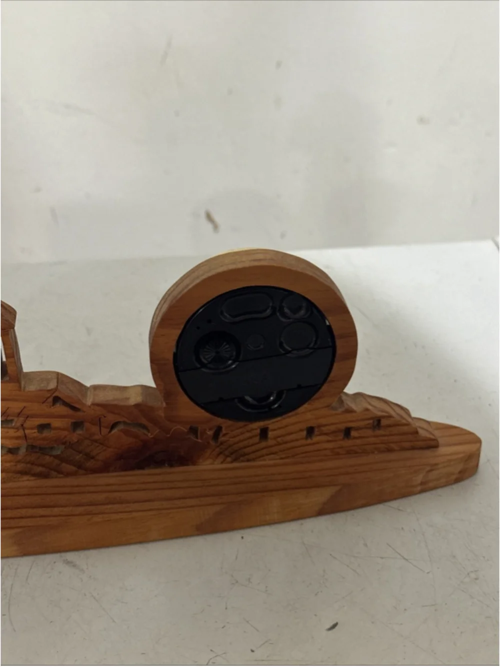 Vintage Lazer Carved Wooden Rooster Clock Intricate Design Handmade 14” Unique